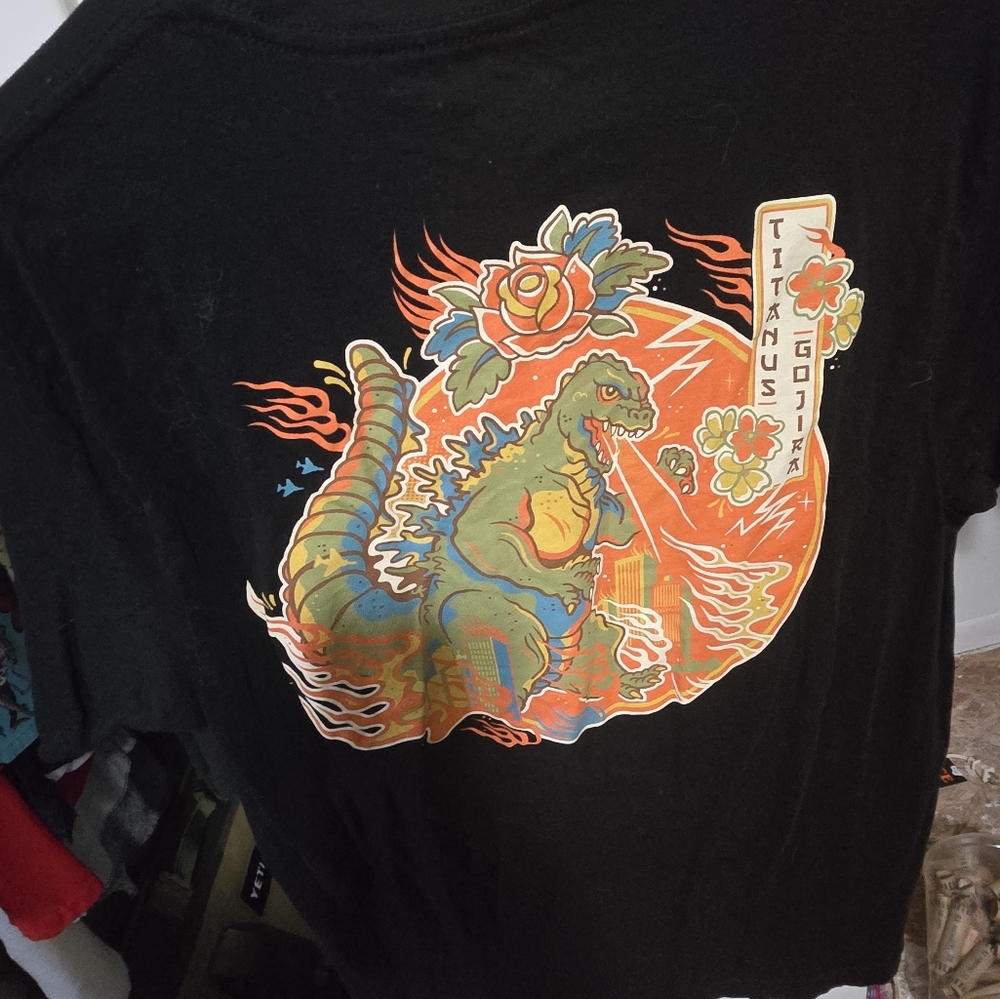 Loot Crate Black Short Sleeve Tee with Mythical Beast Graphic